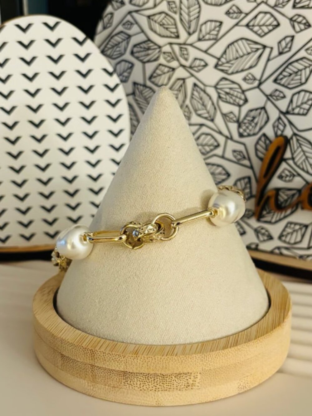 Gold and Pearl Bracelet